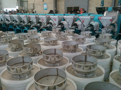 農(nóng)業(yè)機(jī)械_鄭州順豐機(jī)械設(shè)備廠